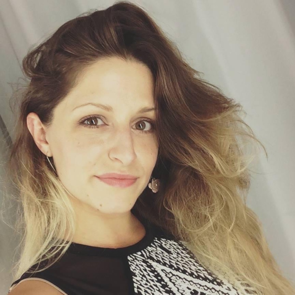 Meet your Posher, Elizabeth